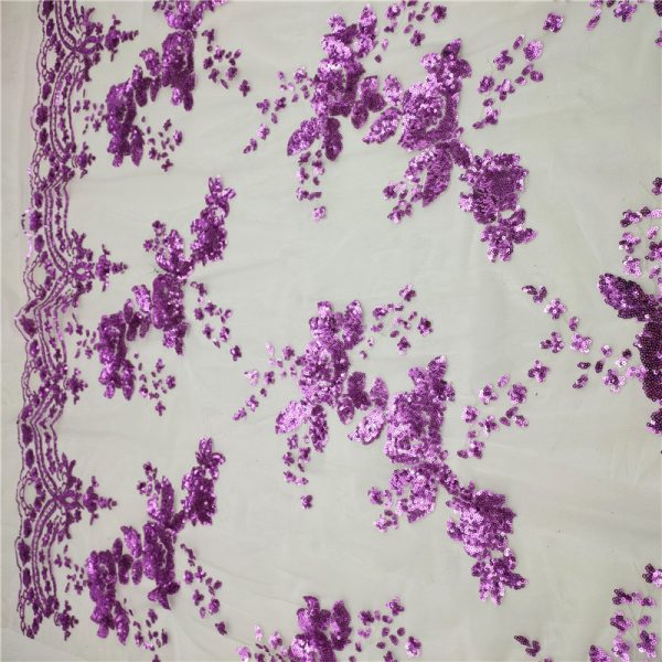 Lilac sequined lace fabric - Image 3